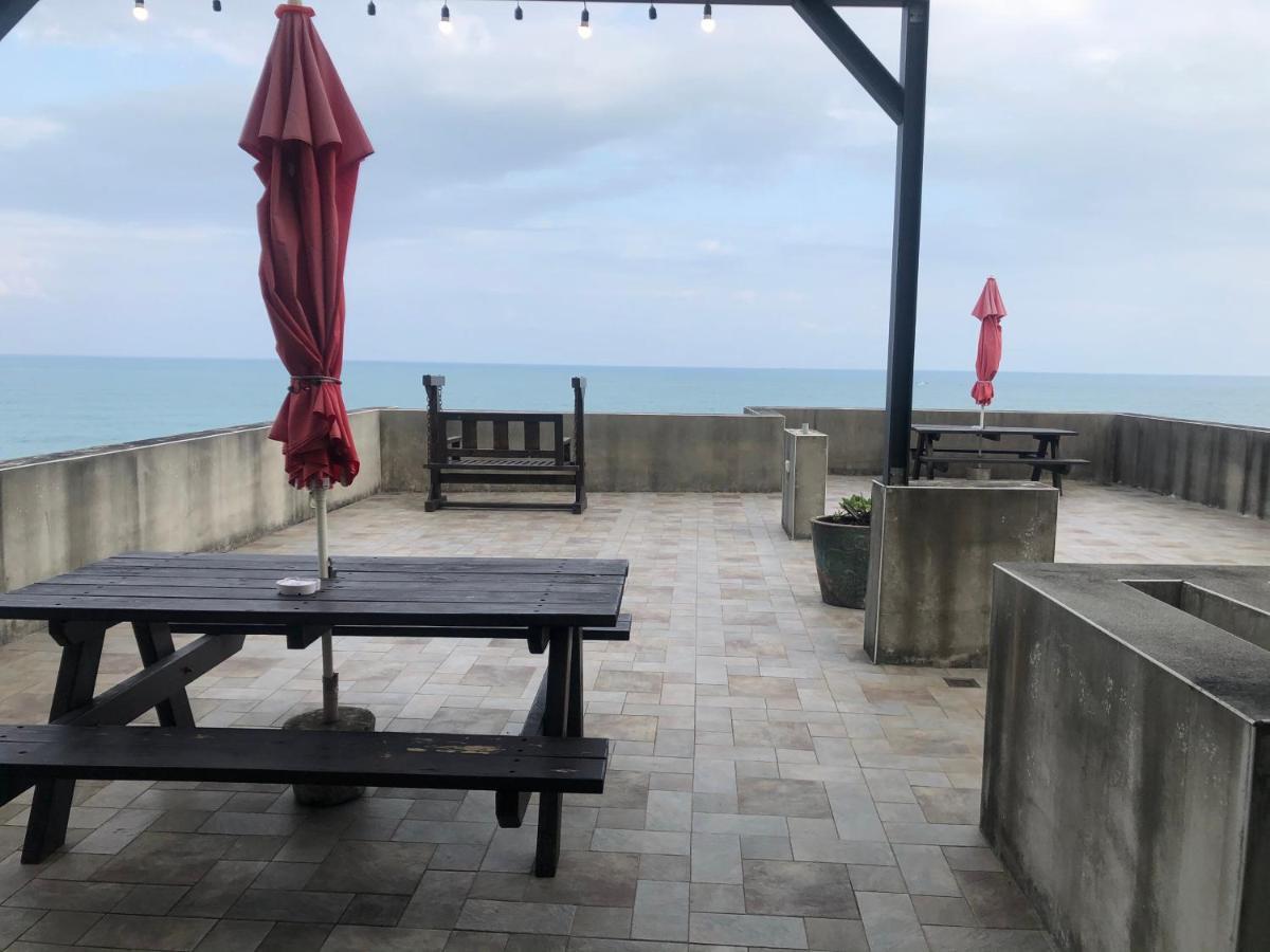 Beach Shoes Villa Yanliau Exterior photo